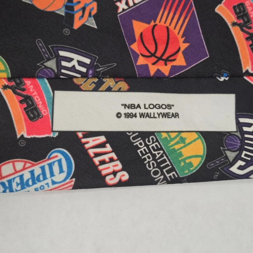 Vintage 1994 Surrey NBA Logos Tie Mens Black Basketball Teams Wallywear USA